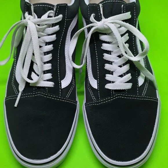 EUC Vans Dark Green Faux Suede Skate Shoes Mens 10.5 - Picture 7 of 14